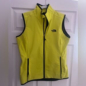 North face vest. Yellow. Size Large.